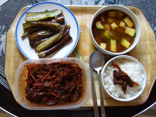 [내밥상]  삼찬일밥, 고기는 없었다.